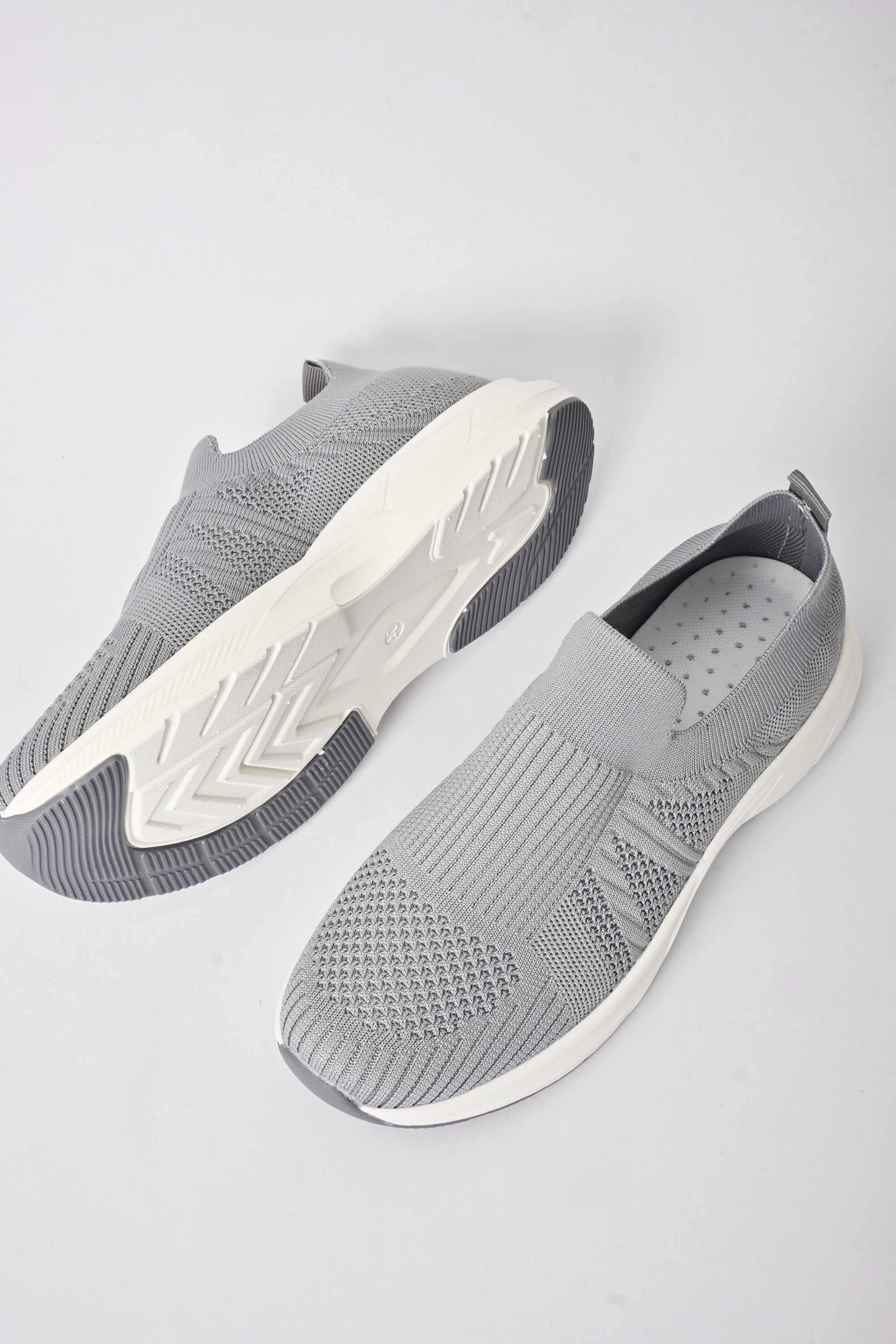 Walk Men's Slip On Minor Fault Slip On Sneakers