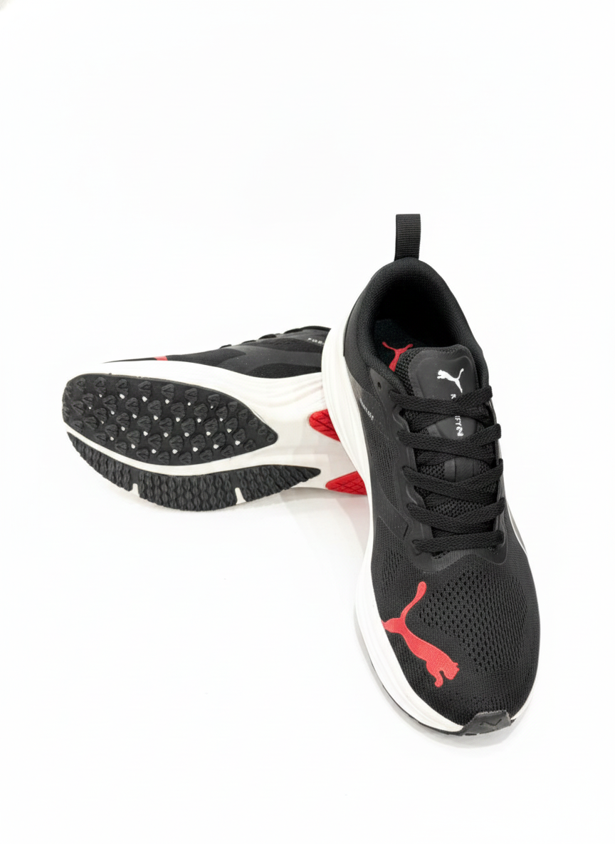 Lightweight Black Runner  (Dot Perfect)