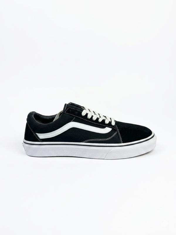 PREMIUM CLASSIC SNEAKERS