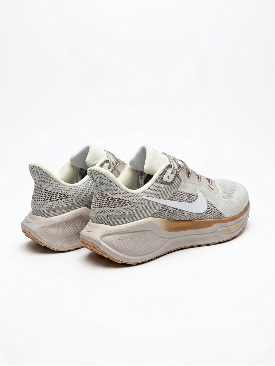 Lightweight Runner (Dot Perfect)