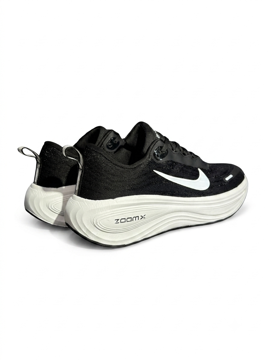 Lightweight Runner (Dot Perfect)
